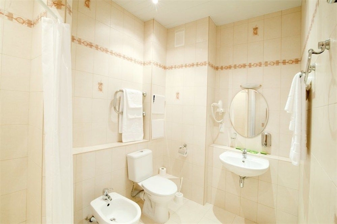 Imagen de la habitación del Hotel Altai. Foto 2