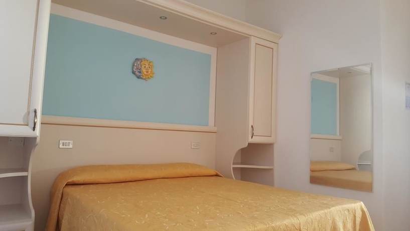Imagen de la habitación del Hotel Altair, Misano Brasile. Foto 14
