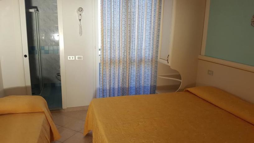 Imagen de la habitación del Hotel Altair, Misano Brasile. Foto 19