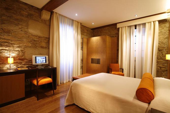 Imagen de la habitación del Hotel Altaïr, Santiago de Compostela. Foto 6