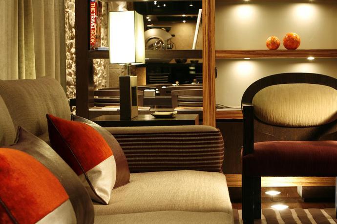 Imagen de los interiores del Hotel Altaïr, Santiago de Compostela. Foto 9