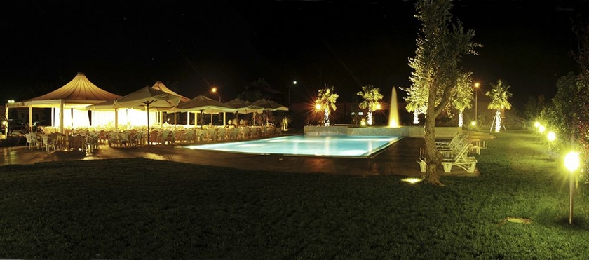 Imagen de la piscina del Hotel Altamira, Orsogna. Foto 11