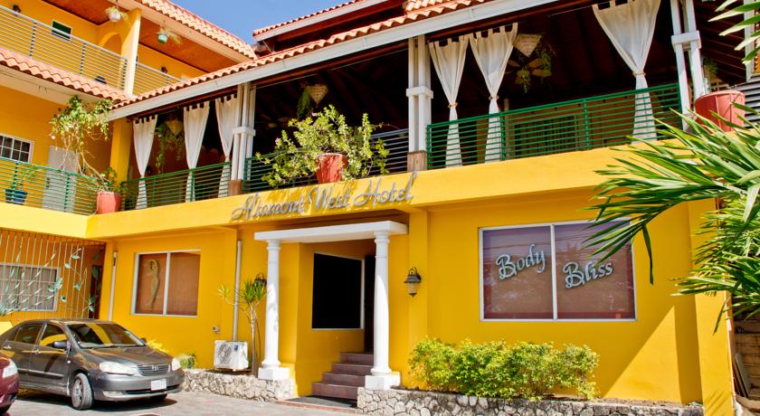 Imagen de los exteriores del Hotel Altamont West. Foto 4