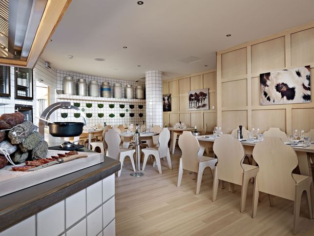 Imagen del bar/restaurante del Hotel Altapura. Foto 4