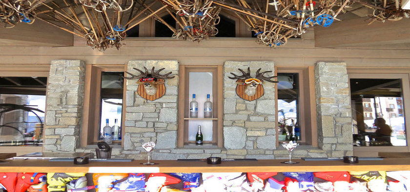 Imagen del bar/restaurante del Hotel Altapura. Foto 8