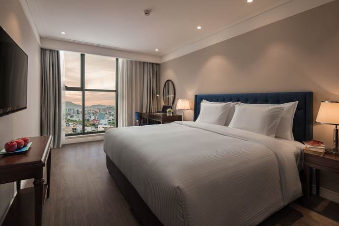 Imagen de la habitación del Hotel Altara Suites Da Nang. Foto 3