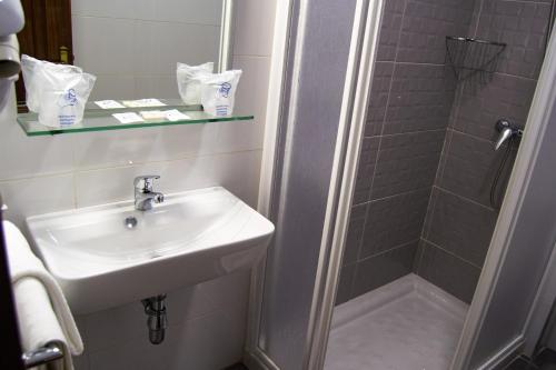 Imagen de la habitación del Hotel Altariño. Foto 4