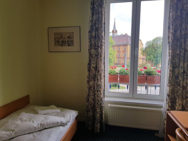 Imagen de la habitación del Hotel Altberesinchen. Foto 12