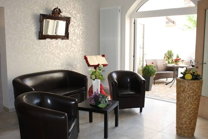 Imagen de los interiores del Hotel Altdeutsche Weinstube. Foto 18