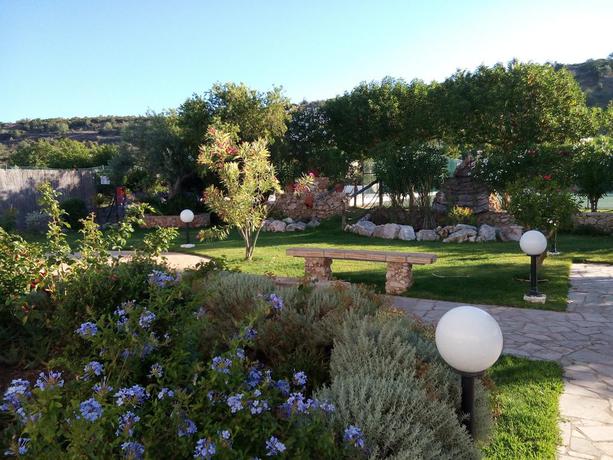 Imagen de los exteriores del Hotel Alte. Foto 2