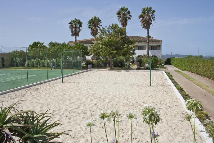 Imagen de los exteriores del Hotel Alte. Foto 3