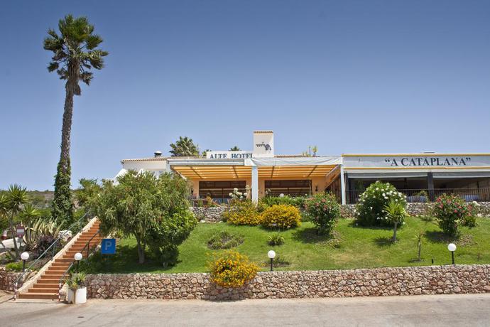 Imagen de los exteriores del Hotel Alte. Foto 5