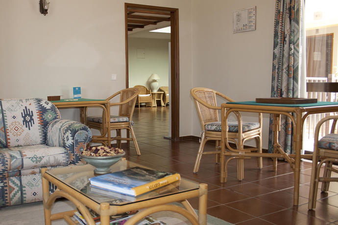 Imagen de los interiores del Hotel Alte. Foto 9