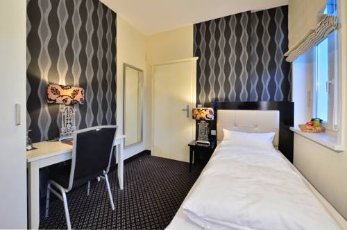 Imagen de la habitación del Hotel Alte Schule. Foto 10