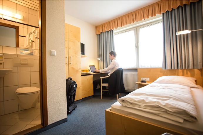 Imagen de la habitación del Hotel Altenburgblick. Foto 9