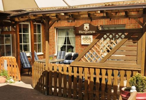 Imagen general del Hotel Alter Dorfkrug Am Kanal. Foto 2