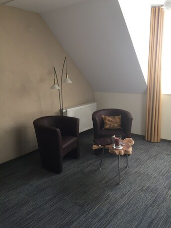 Imagen general del Hotel Alter Winzerhof Weisenheim am Berg e.K.. Foto 7