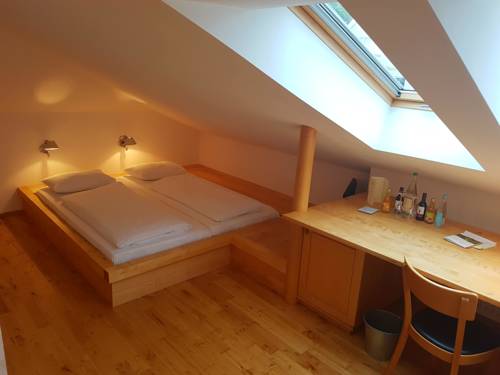 Imagen de la habitación del Hotel Alter Wirt, Grünwald. Foto 7