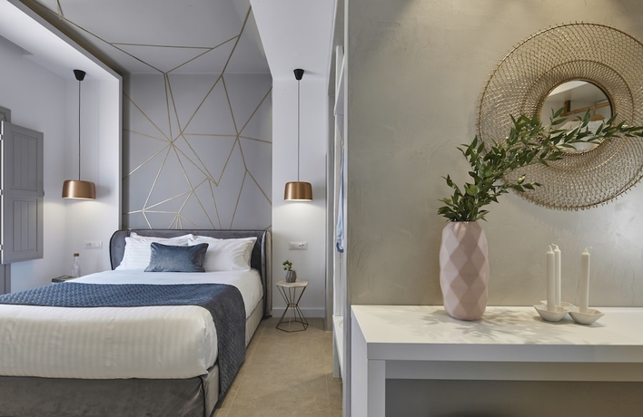 Imagen de la habitación del Hotel Altera Pars Suites. Foto 16