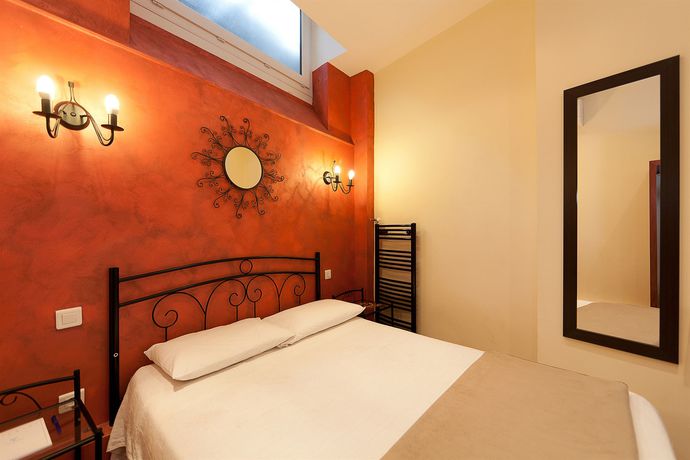 Imagen de la habitación del Hotel Altera Roma. Foto 12