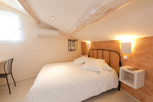 Imagen de la habitación del Hotel Altera Roma Hôtel. Foto 7