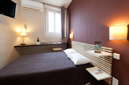 Imagen de la habitación del Hotel Altera Roma Hôtel. Foto 13