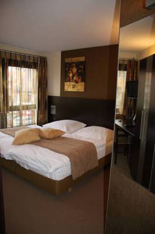Imagen de la habitación del Hotel Altes Rathaus. Foto 3