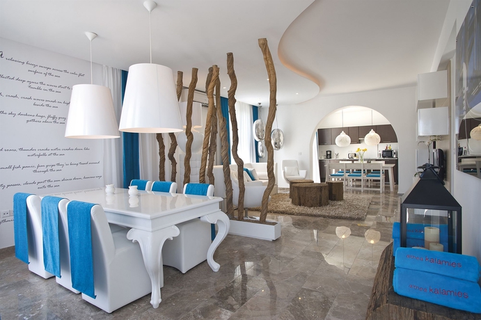 Imagen de la habitación del Hotel Althea Kalamies Luxury Villas. Foto 6