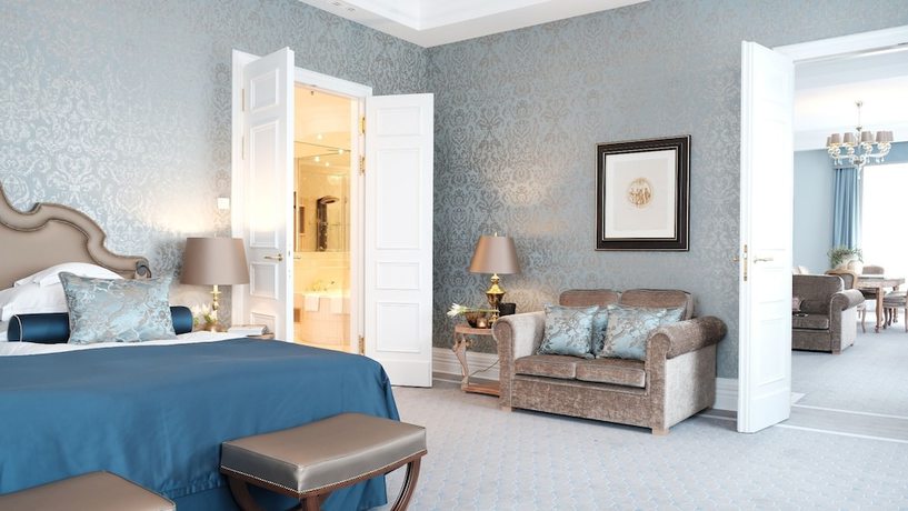 Imagen de la habitación del Hotel Althoff Grandhotel Schloss Bensberg. Foto 9