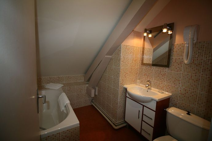 Imagen de la habitación del Hotel Alti\'Pic H&ocirc;tel. Foto 10
