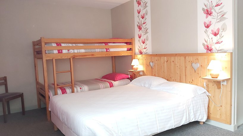 Imagen de la habitación del Hotel Alti\'Pic H&ocirc;tel. Foto 14