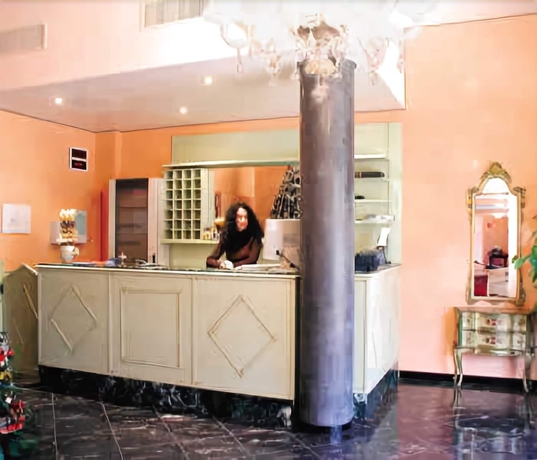 Imagen de los interiores del Hotel Altieri. Foto 18