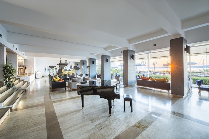 Imagen de los interiores del Hotel Altin Yunus and Spa. Foto 15