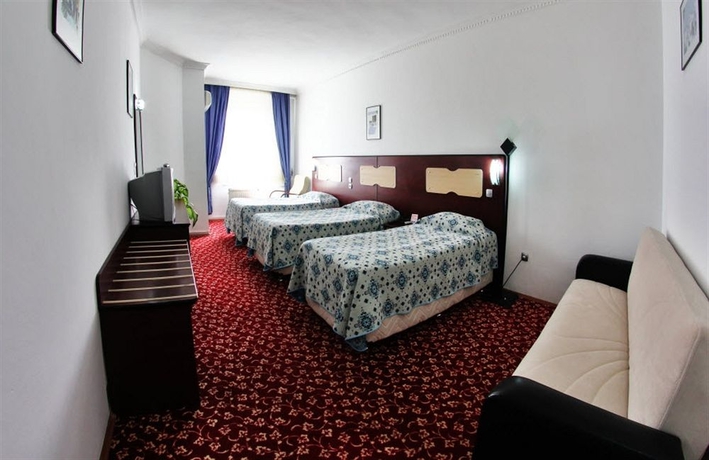 Imagen de la habitación del Hotel Altinoz. Foto 6