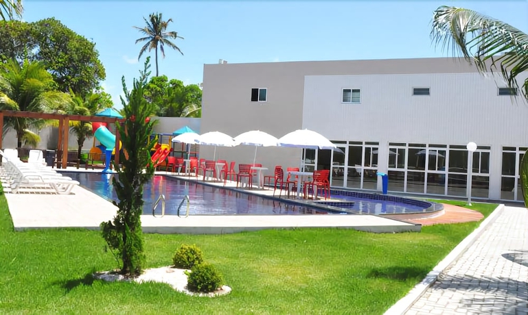 Imagen de la piscina del Hotel Altiplano. Foto 17