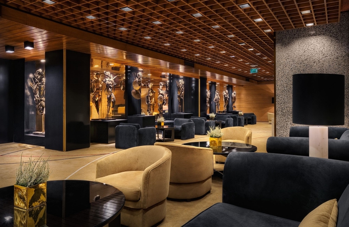 Imagen de los interiores del Hotel Altis Grand. Foto 12