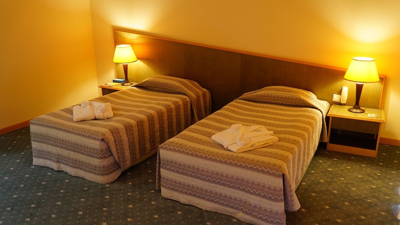 Imagen de la habitación del Hotel Altis Resort and Spa. Foto 4