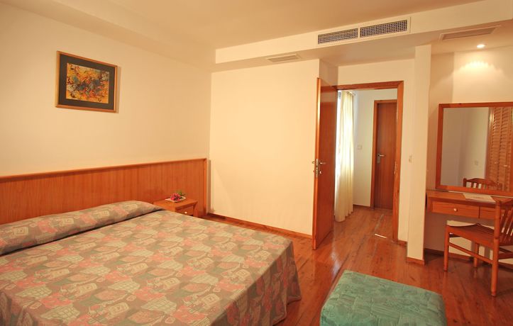 Imagen de la habitación del Hotel Altis Resort and Spa. Foto 5