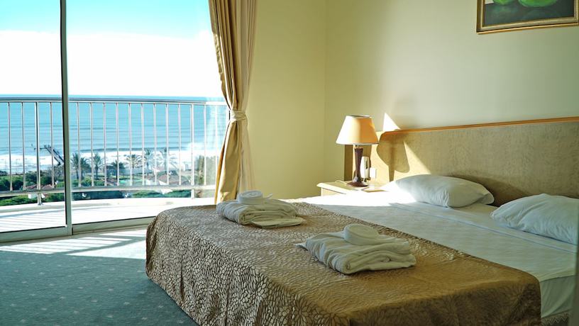 Imagen de la habitación del Hotel Altis Resort and Spa. Foto 11