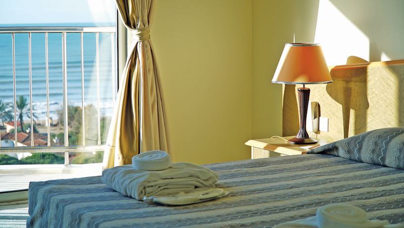 Imagen de la habitación del Hotel Altis Resort and Spa. Foto 14