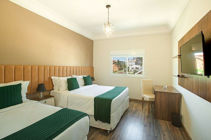 Imagen de la habitación del Hotel Altitude Lodge. Foto 15
