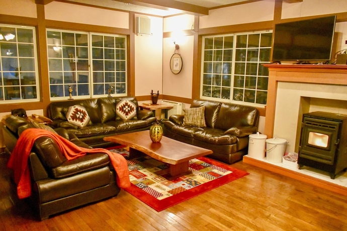 Imagen de los interiores del Hotel Altitude Madarao. Foto 16