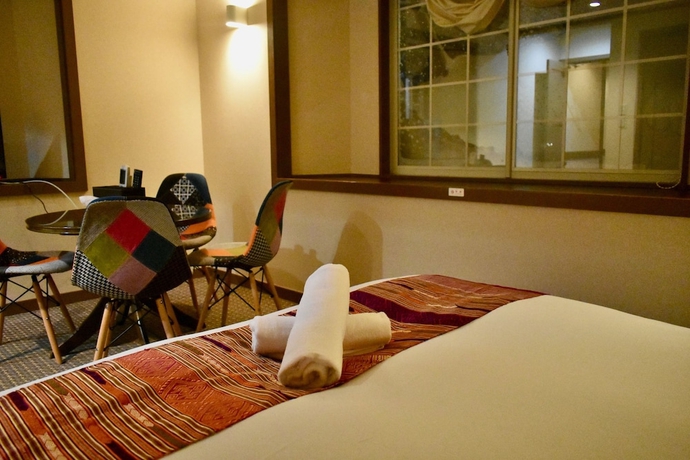 Imagen de la habitación del Hotel Altitude Madarao. Foto 14