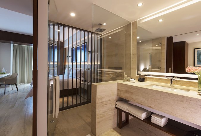 Imagen de la habitación del Hotel Altitude at Krystal Grand Cancun. Foto 7