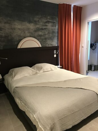 Imagen de la habitación del Hotel Altitude et Spa Pierre-Perc&eacute;e. Foto 19