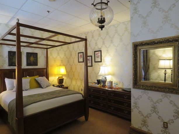 Imagen de la habitación del Hotel Altland House Inn and Suites. Foto 3