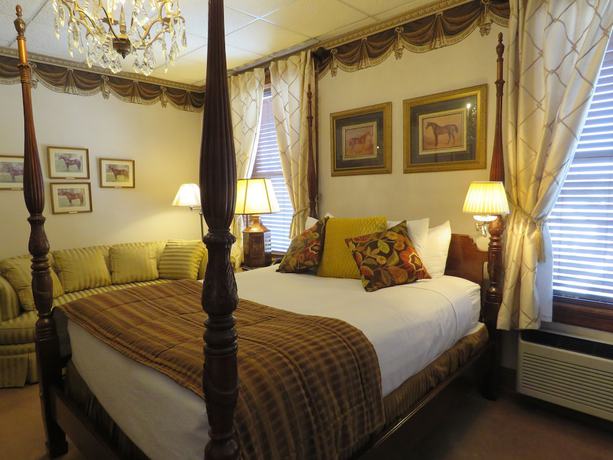 Imagen de la habitación del Hotel Altland House Inn and Suites. Foto 4