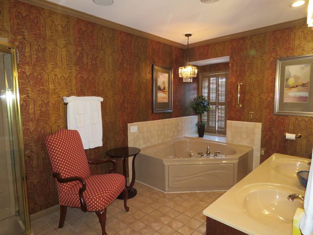 Imagen de la habitación del Hotel Altland House Inn and Suites. Foto 15