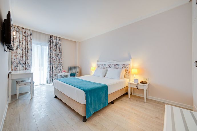 Imagen de la habitación del Hotel Altınorfoz Hotel. Foto 10