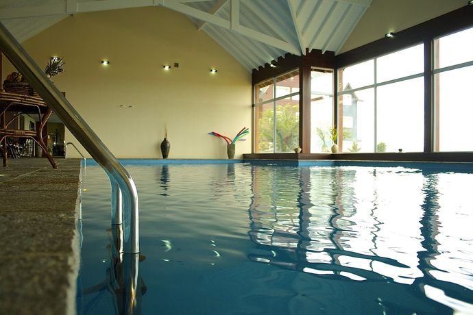 Imagen de la piscina del Hotel Alto Calafate Patagonico. Foto 15
